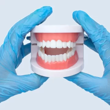 How Partial and Full Dentures Replace Missing Teeth